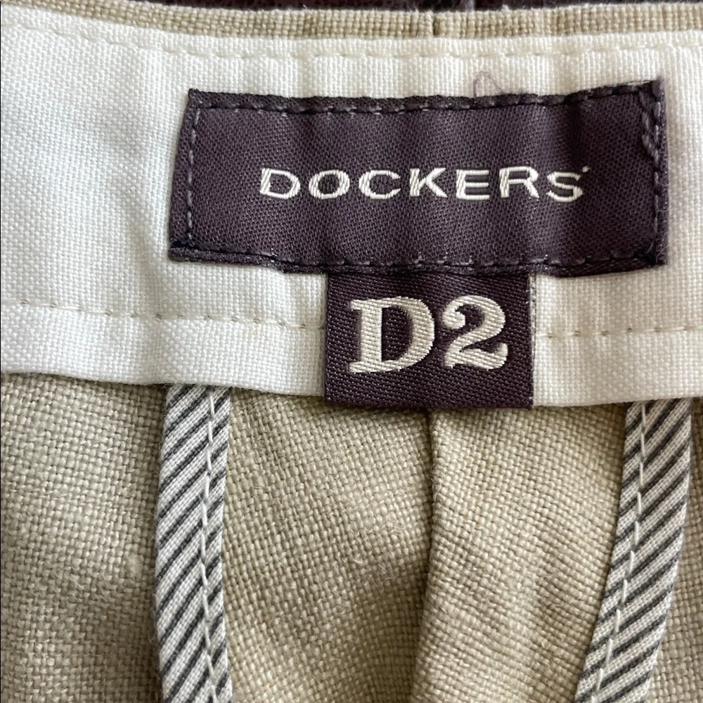 Dockers Men's Light Tan Chinos 100 percent LINEN VERY CLASSY
